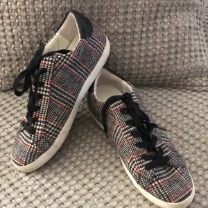 Banana Republic Plaid Sneakers Size 9 1/2